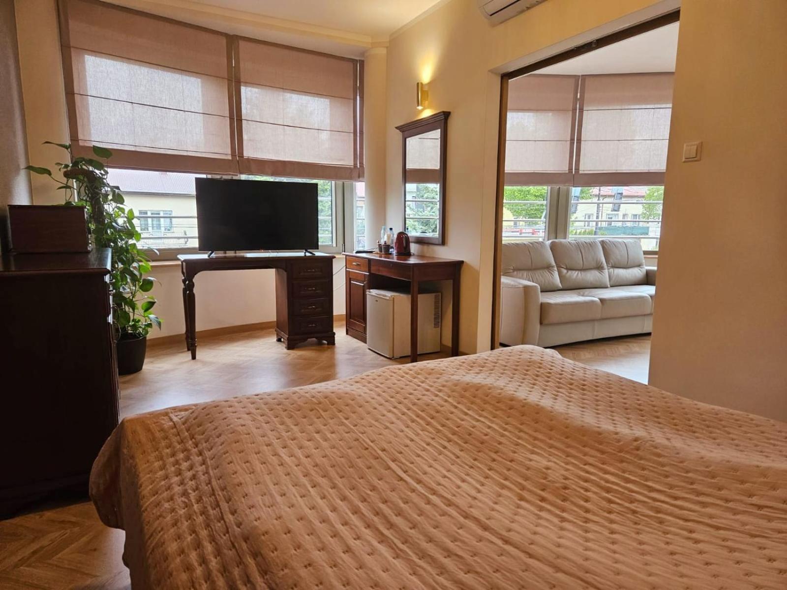 Restauracja Hotel Przystan Люблин Екстериор снимка